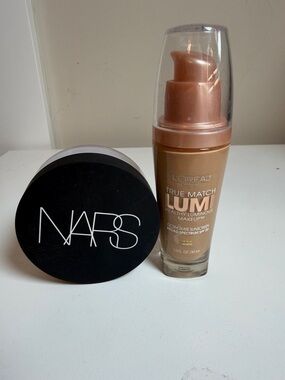 L’Oréal True Match Lumi W5 + NARS Light Reflecting Loose Powder Bundle